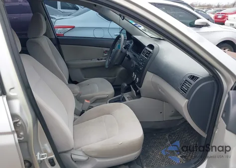 2009 Kia Spectra Ex z USA, uszkodzony, nr VIN KNAFE221995633705